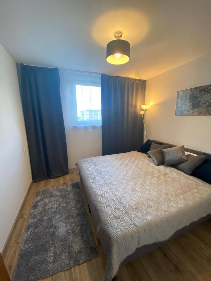 Vicky - New Apartment Centrum Srodmiescie Varşova Dış mekan fotoğraf