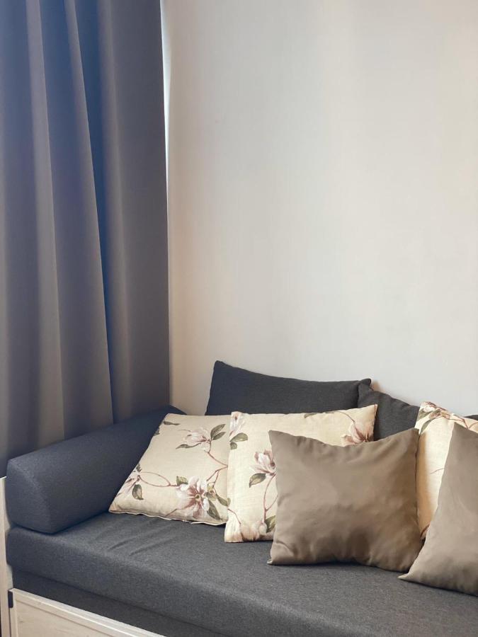 Vicky - New Apartment Centrum Srodmiescie Varşova Dış mekan fotoğraf