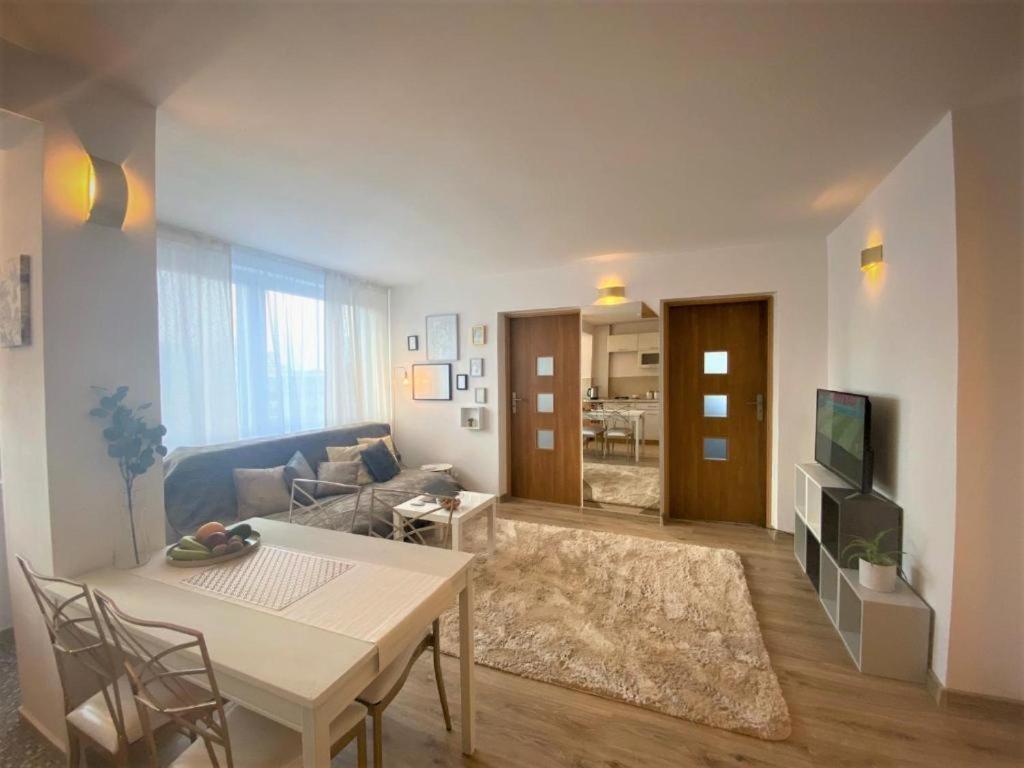 Vicky - New Apartment Centrum Srodmiescie Varşova Dış mekan fotoğraf